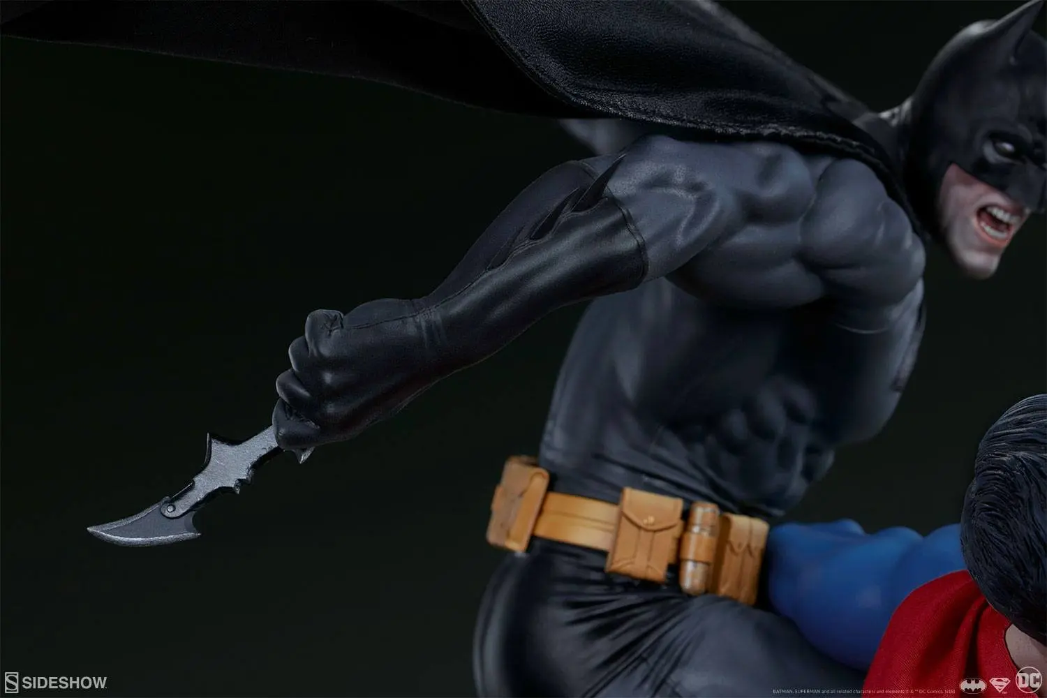 DC ComicsBatman vs. Superman  szobor figura 60 cm termékfotó