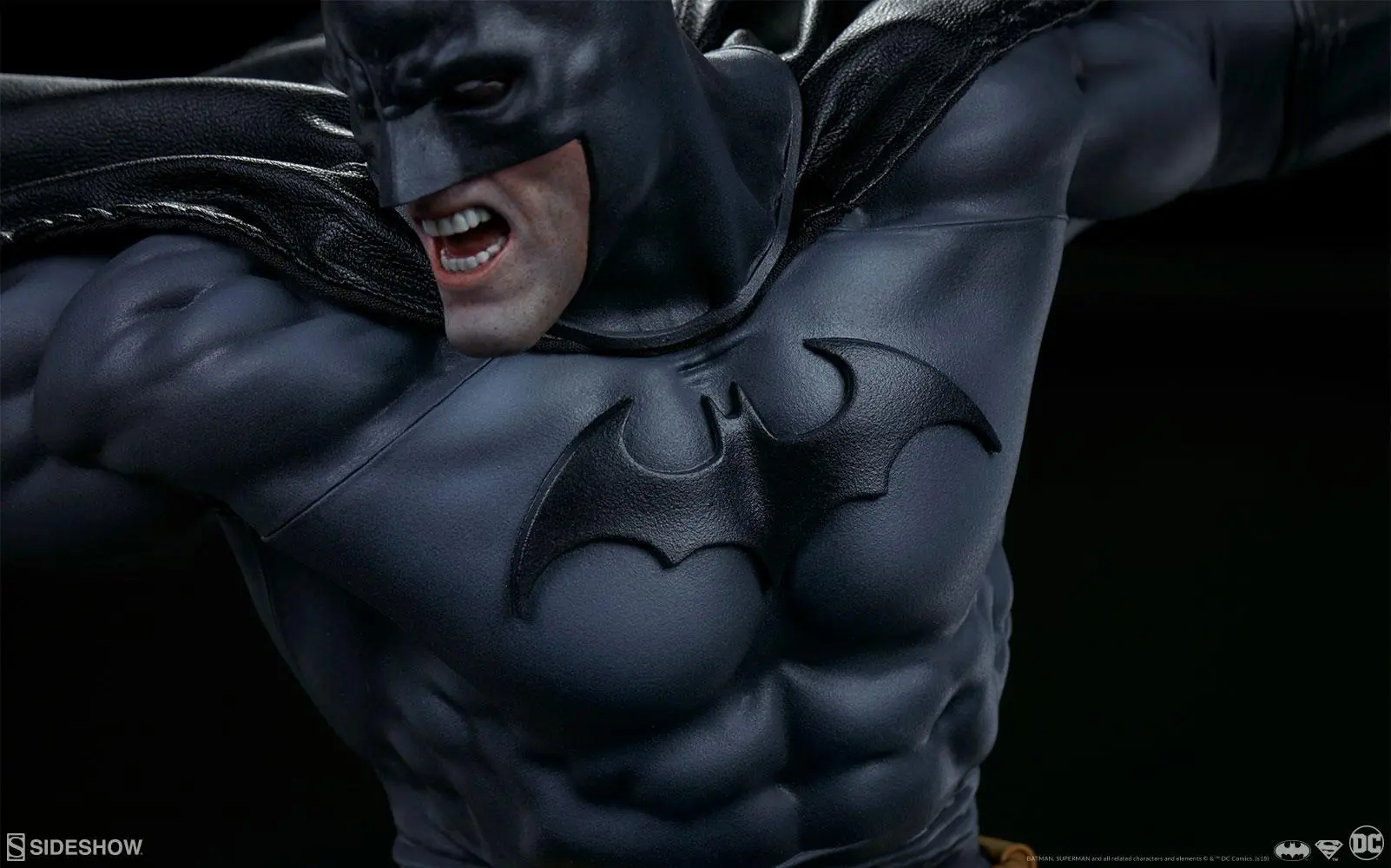 DC ComicsBatman vs. Superman  szobor figura 60 cm termékfotó