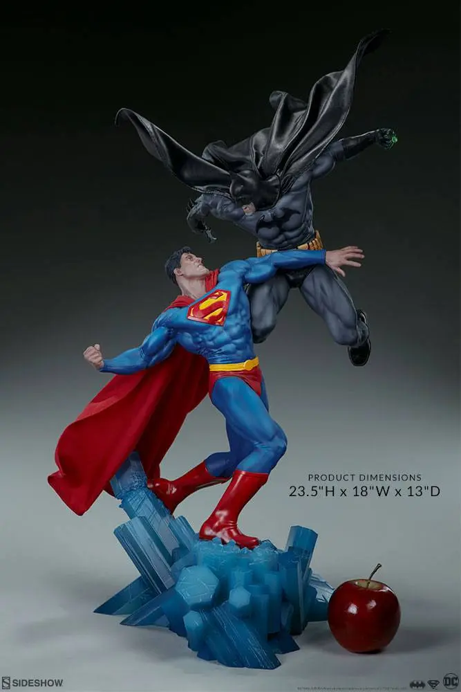 DC ComicsBatman vs. Superman  szobor figura 60 cm termékfotó