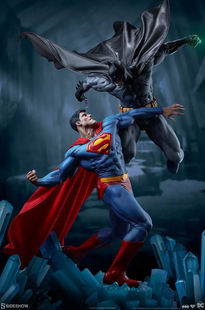 DC ComicsBatman vs. Superman  szobor figura 60 cm termékfotó