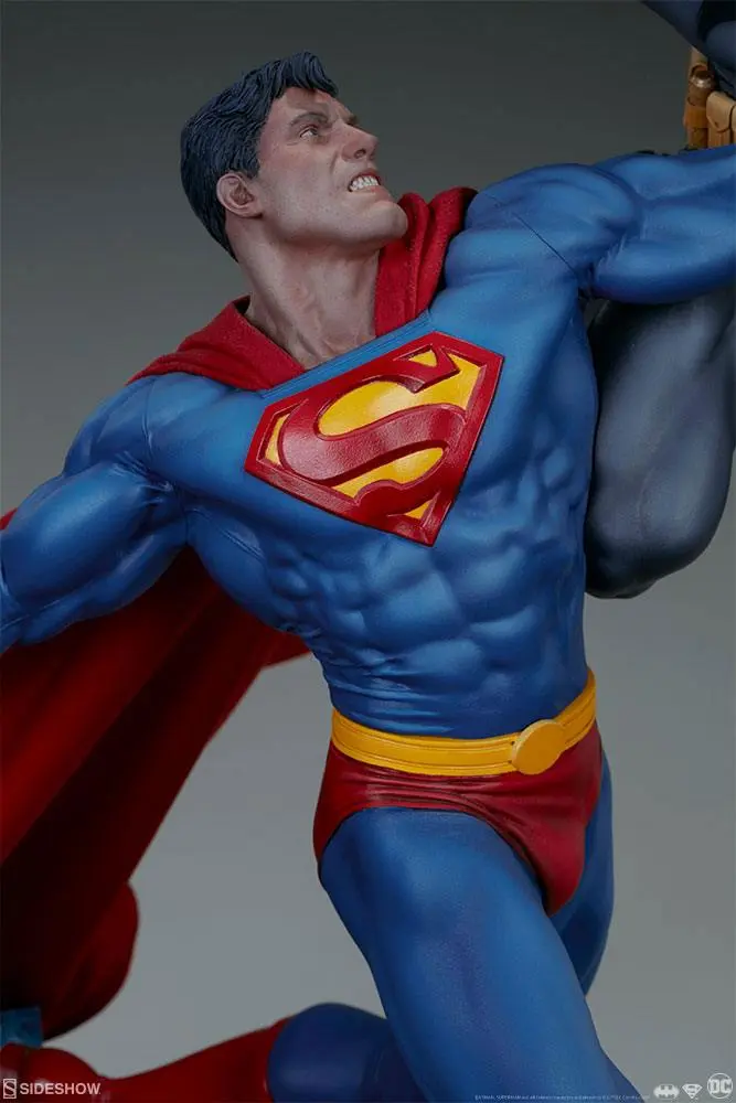 DC ComicsBatman vs. Superman  szobor figura 60 cm termékfotó