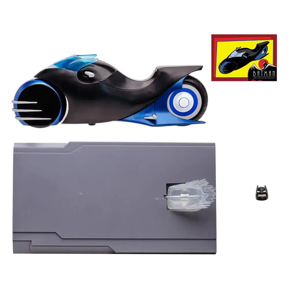 DC Direct BTAS Batcycle jármű termékfotó
