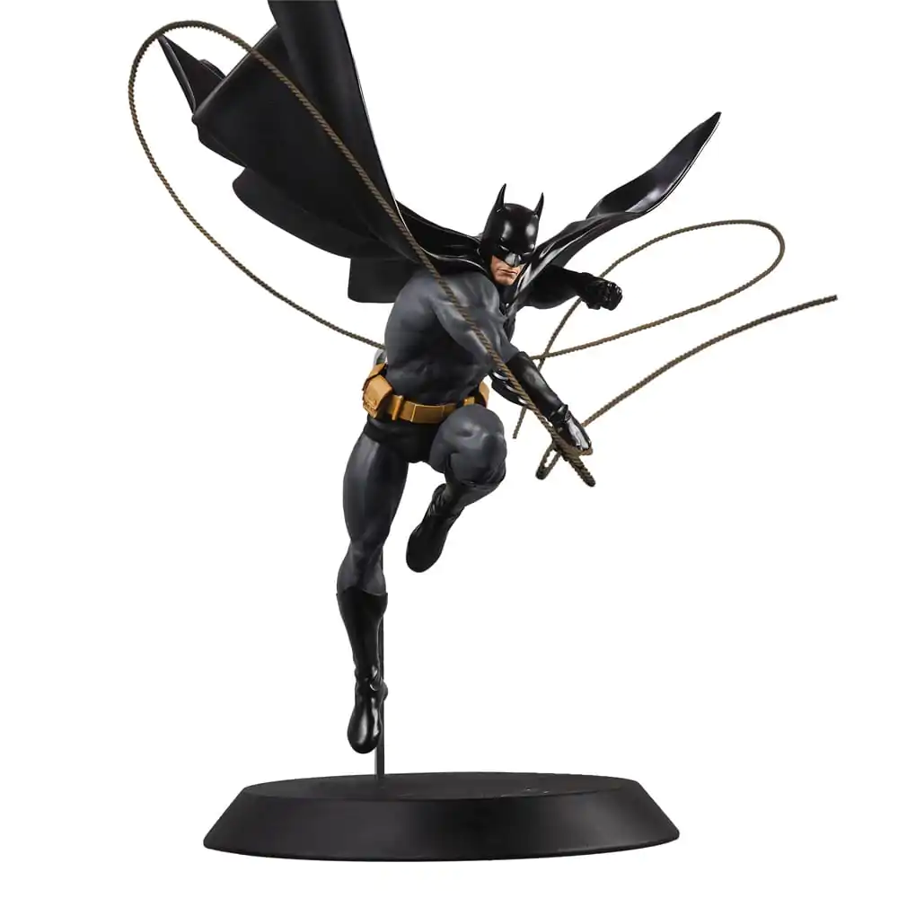 DC Direct DC Designer Series Batman (by Dan Mora) gyanta szobor figura 40 cm termékfotó