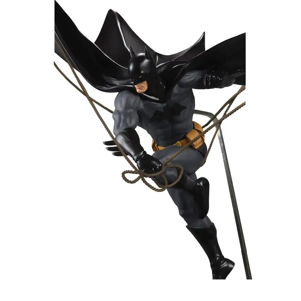 DC Direct DC Designer Series Batman (by Dan Mora) gyanta szobor figura 40 cm termékfotó