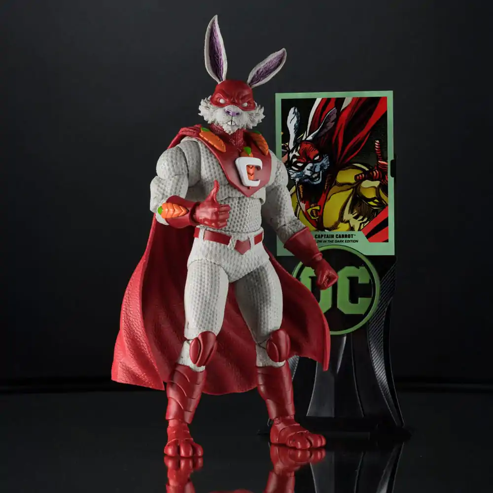 DC Multiverse Captain Carrot (Justice League Incarnate) Glow In The Dark Edition (Gold Label) akciófigura 18 cm termékfotó