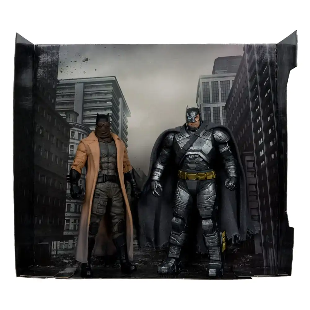DC Multiverse McFarlane Collector Edition #02 Batman (Knightmare) &amp; Batman (Armor Suit) (BvS: DoJ) (Gold Label) 2 db-os akciófigura csomag 18 cm termékfotó