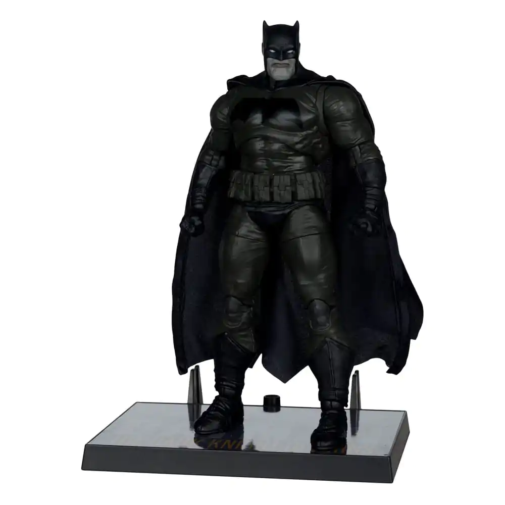 DC Multiverse McFarlane Cover Recreations Batman (Batman: The Dark Knight Returns #1) (Gold Label) akciófigura 18 cm termékfotó