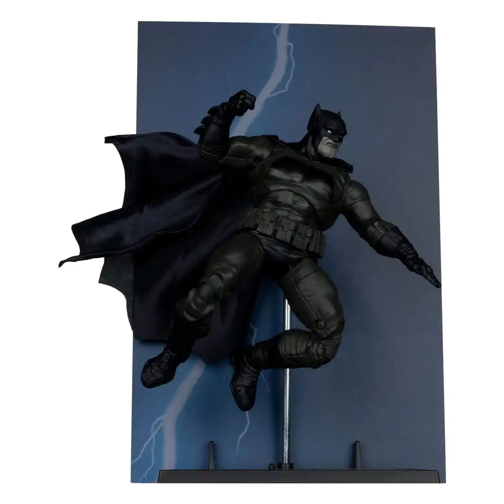 DC Multiverse McFarlane Cover Recreations Batman (Batman: The Dark Knight Returns #1) (Gold Label) akciófigura 18 cm termékfotó