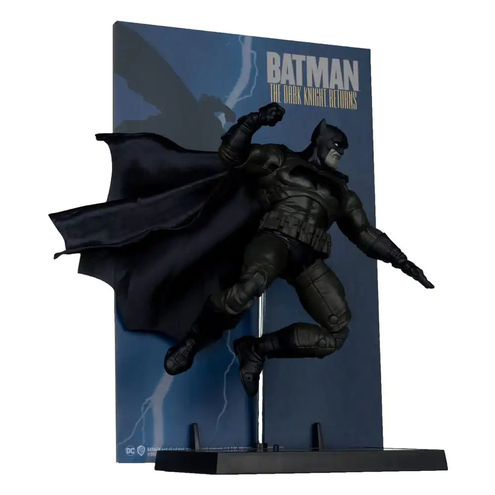 DC Multiverse McFarlane Cover Recreations Batman (Batman: The Dark Knight Returns #1) (Gold Label) akciófigura 18 cm termékfotó