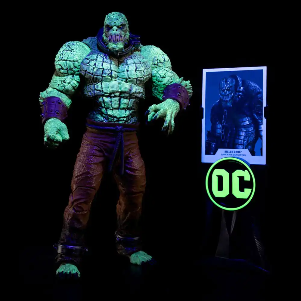 DC Multiverse Megafig Action Figure Killer Croc (GITD) (Gold Label) 30 cm termékfotó