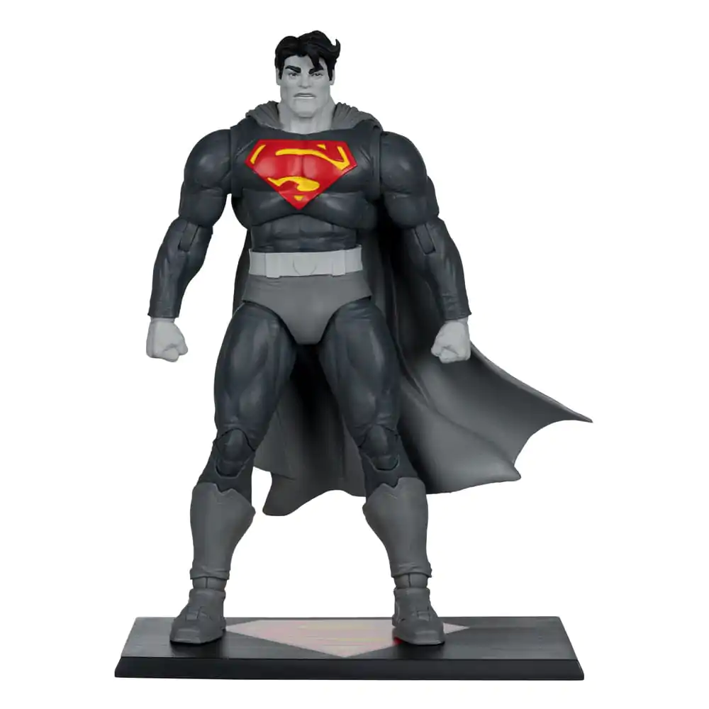 DC Multiverse Superman (The Dark Knight Returns) (Black & White Accent Edition) (Gold Label) akciófigura 18 cm termékfotó