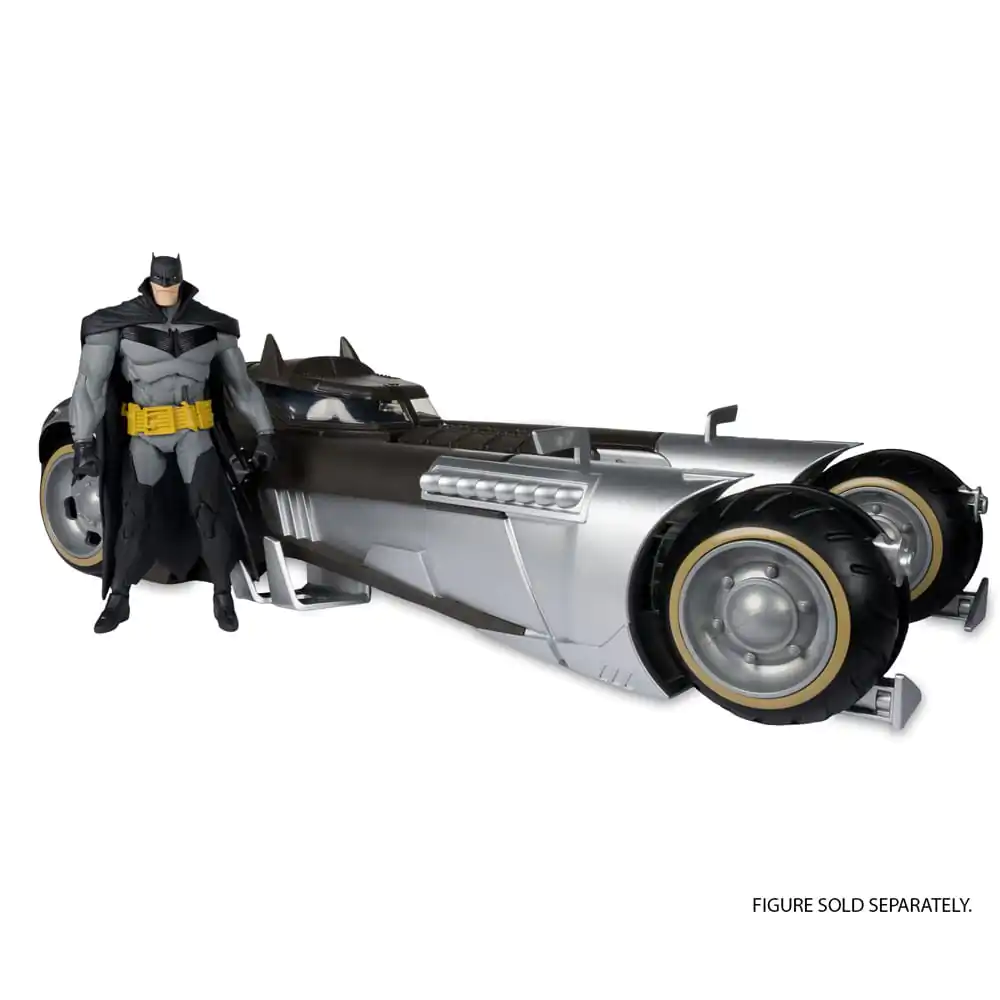 DC Multiverse White Knight Batmobile (Gold Label) jármű 18 cm termékfotó