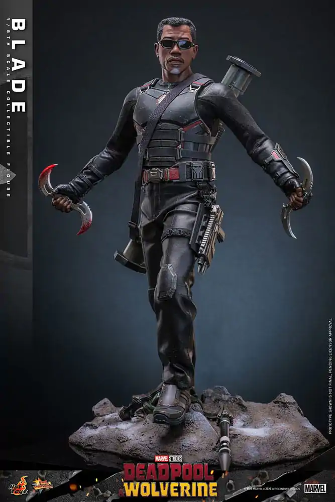 Deadpool & Wolverine Movie Masterpiece 1/6 Blade akciófigura 30 cm termékfotó