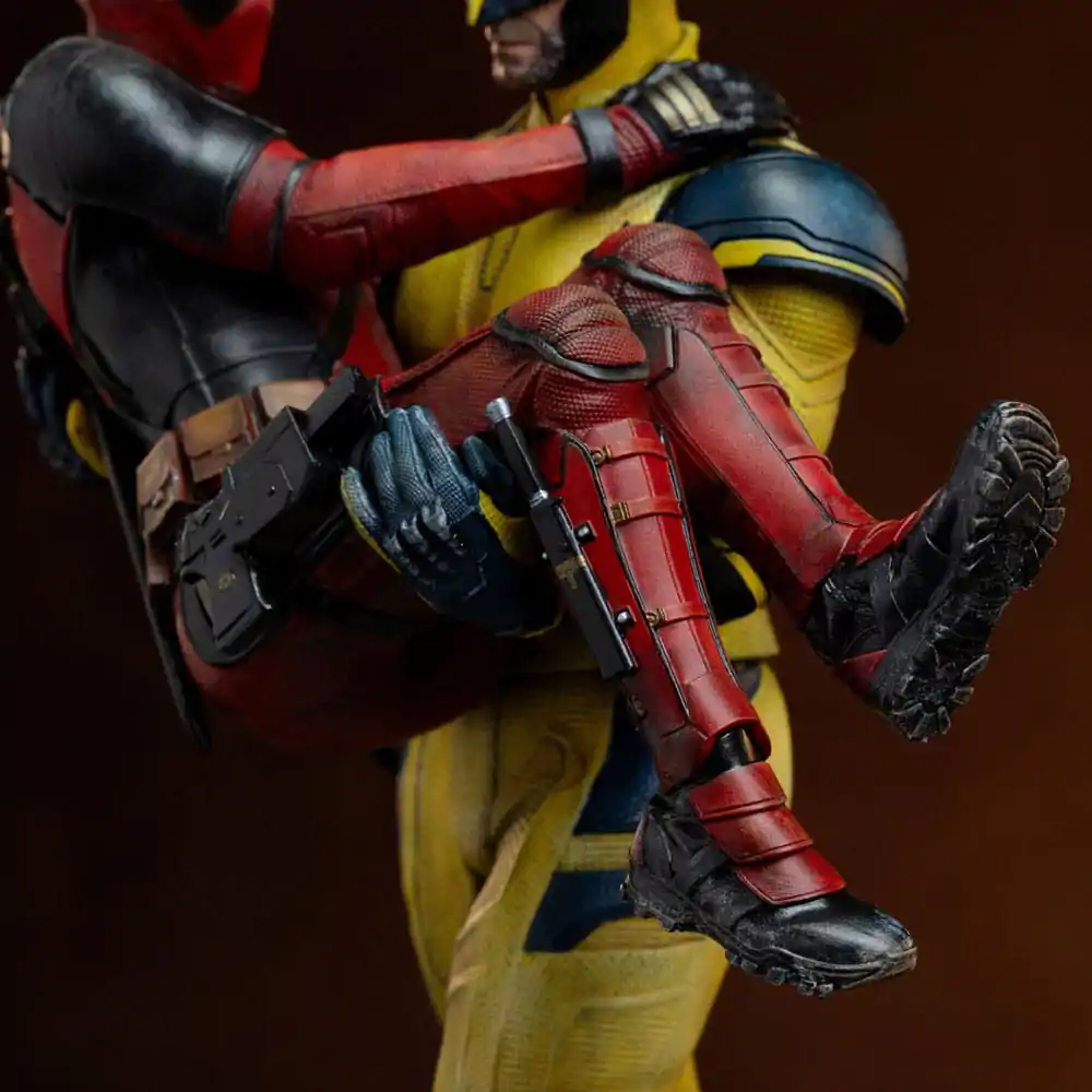 Deadpool Deluxe Art Scale 1/10 Deadpool & Wolverine szobor figura 21 cm termékfotó