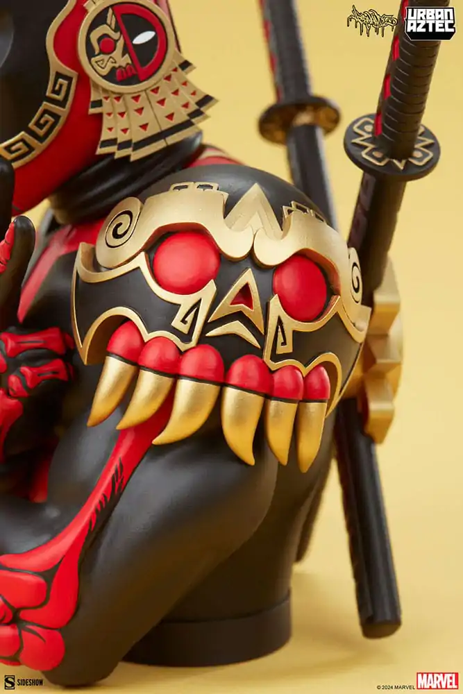 Deadpool mellszobor figura 20 cm termékfotó