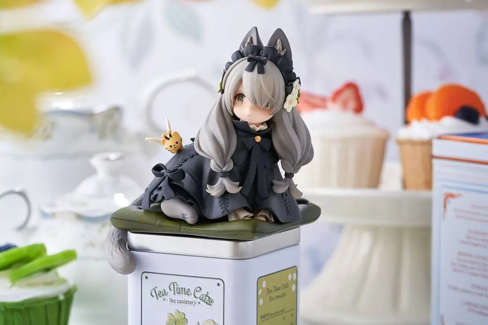 Decorated Life Collection Tea Time Cats British Shorthair PVC szobor figura 18 cm termékfotó