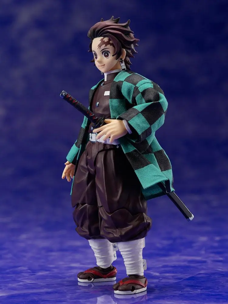Demon Slayer: Kimetsu no Yaiba  1/12 Tanjiro Kamado akciófigura14 cm termékfotó