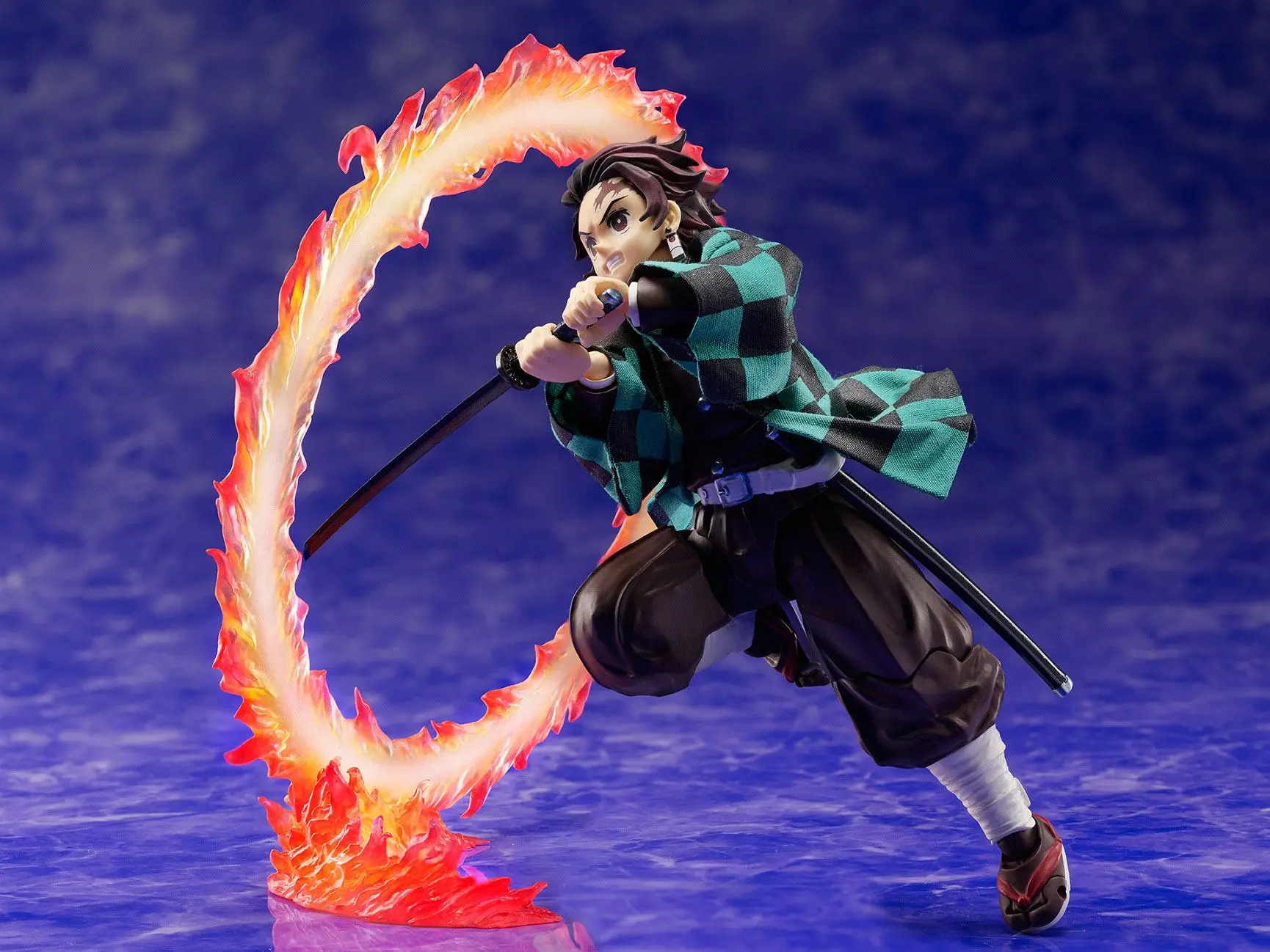 Demon Slayer: Kimetsu no Yaiba  1/12 Tanjiro Kamado akciófigura14 cm termékfotó