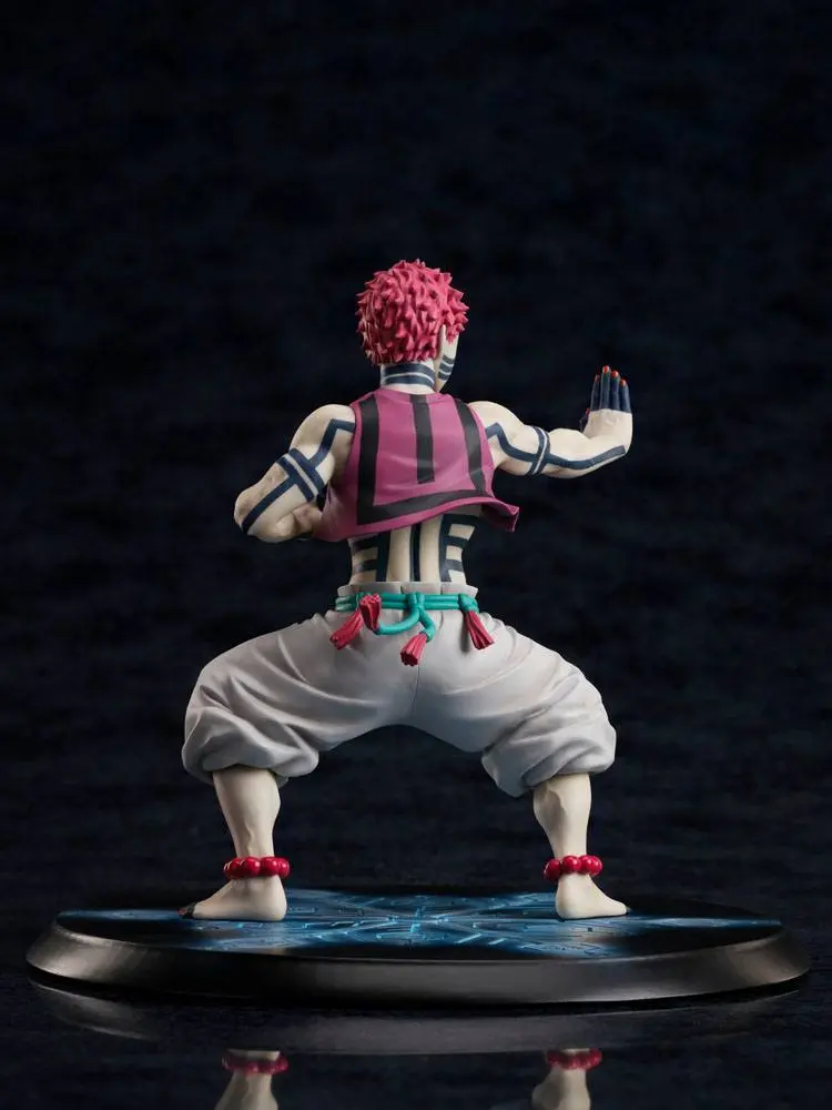 Demon Slayer: Kimetsu no Yaiba 1/8 Akaza szobor figura 19 cm termékfotó