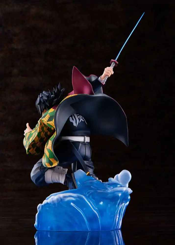 Demon Slayer: Kimetsu no Yaiba 1/8 Giyu Tomioka szobor figura 27 cm termékfotó