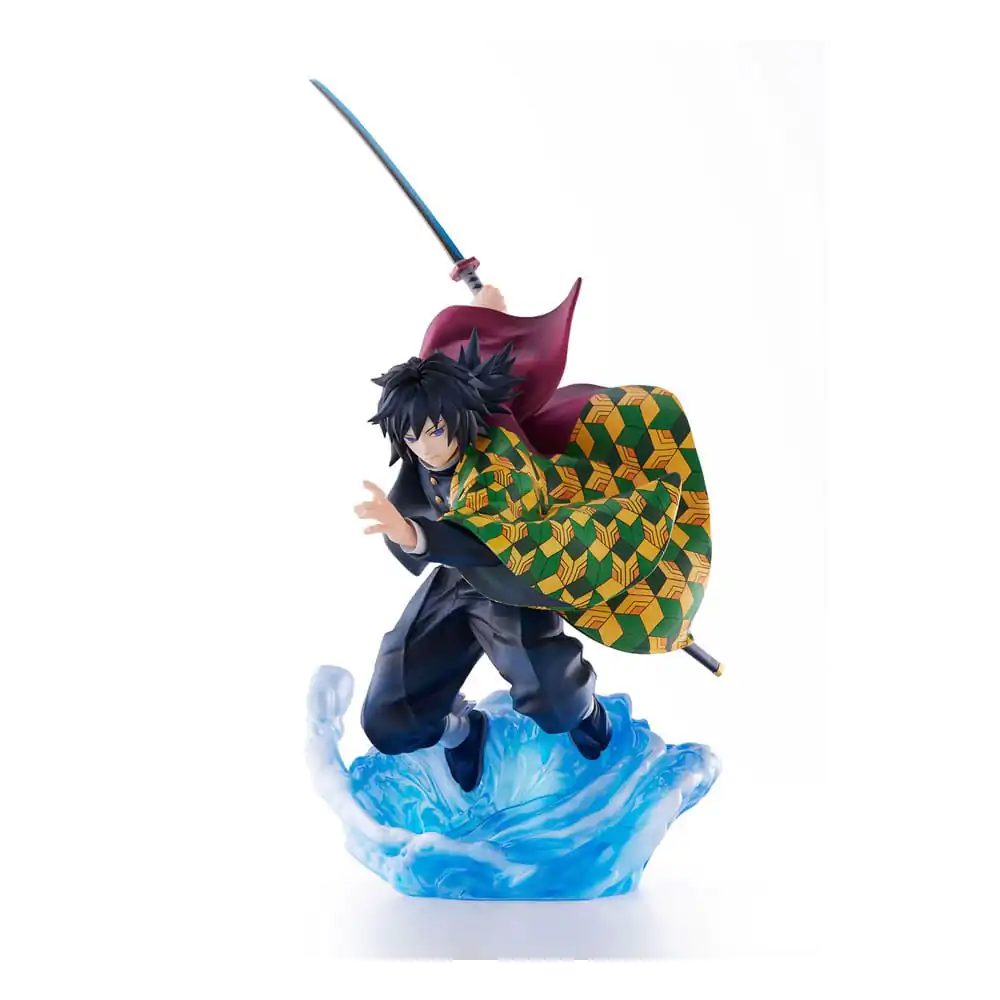 Demon Slayer: Kimetsu no Yaiba 1/8 Giyu Tomioka szobor figura 27 cm termékfotó