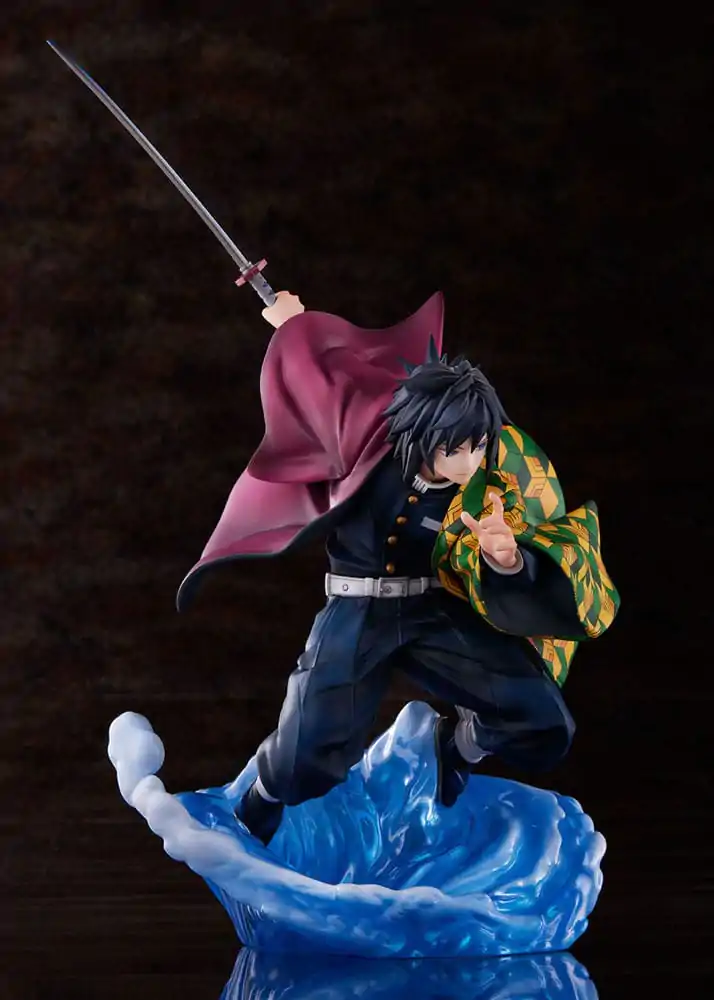 Demon Slayer: Kimetsu no Yaiba 1/8 Giyu Tomioka szobor figura 27 cm termékfotó