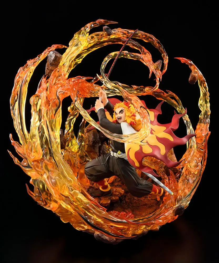 Demon Slayer: Kimetsu no Yaiba 1/8 Kyojuro Rengoku DX Ver. (re-run) szobor figura 35 cm termékfotó