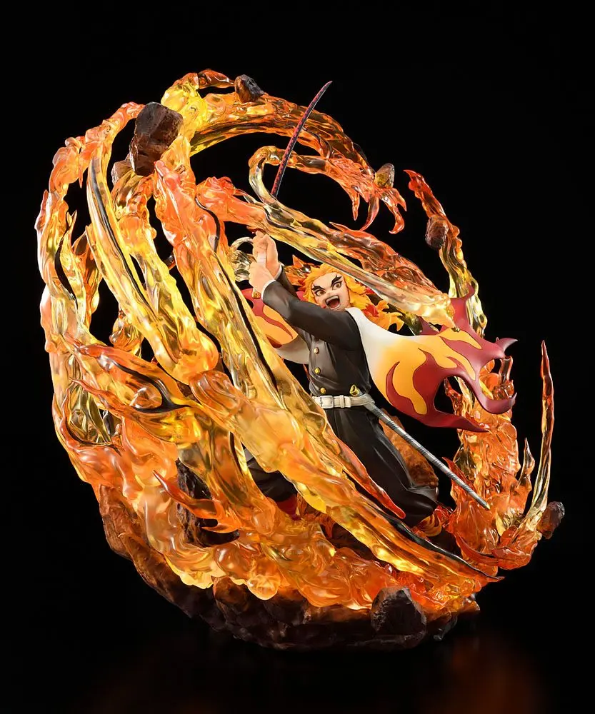 Demon Slayer: Kimetsu no Yaiba 1/8 Kyojuro Rengoku DX Ver. (re-run) szobor figura 35 cm termékfotó