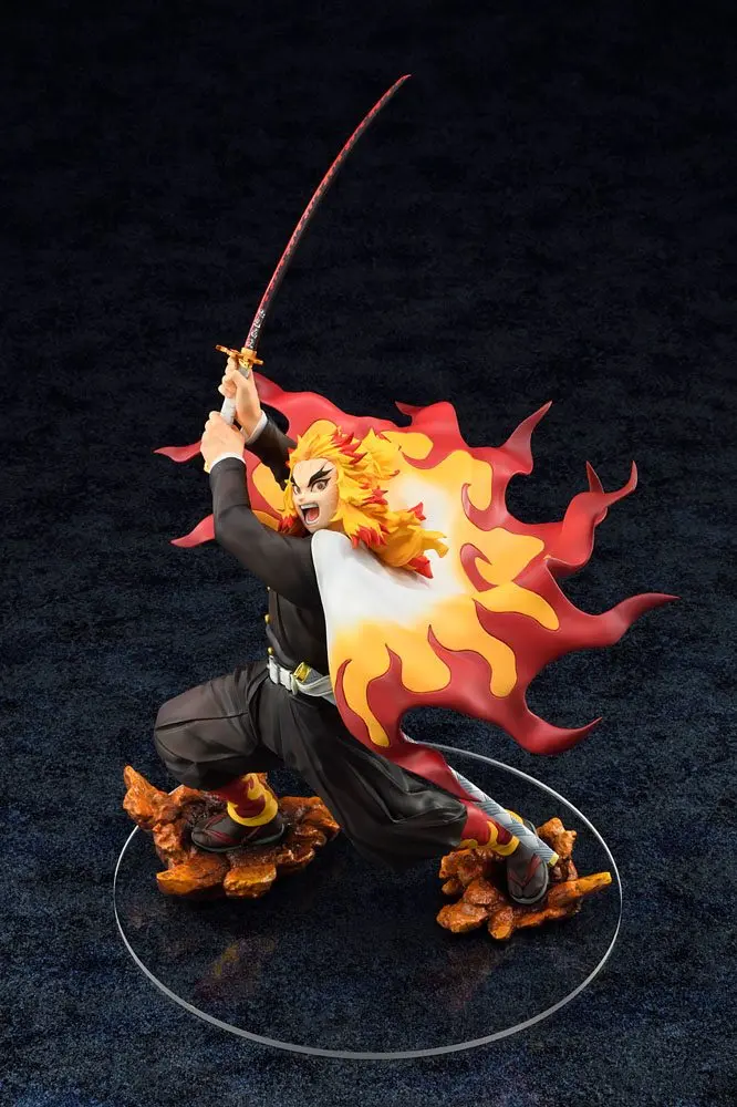 Demon Slayer: Kimetsu no Yaiba 1/8 Kyojuro Rengoku szobor figura 33 cm termékfotó