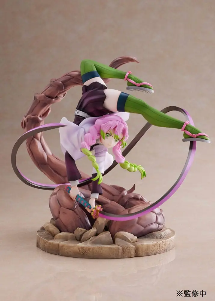 Demon Slayer: Kimetsu no Yaiba 1/8 Mitsuri Kanroji szobor figura 19 cm termékfotó