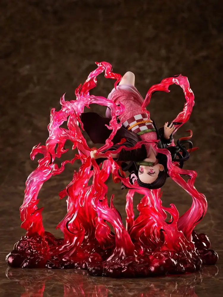 Demon Slayer: Kimetsu no Yaiba 1/8 Nezuko Kamado Exploding Blood szobor figura 20 cm termékfotó