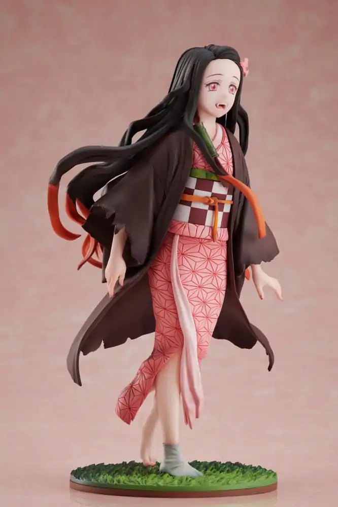 Demon Slayer: Kimetsu no Yaiba 1/8 Nezuko Kamado szobor figura 20 cm termékfotó