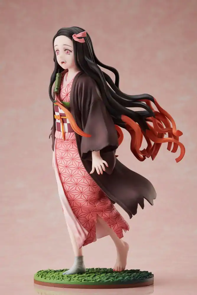 Demon Slayer: Kimetsu no Yaiba 1/8 Nezuko Kamado szobor figura 20 cm termékfotó