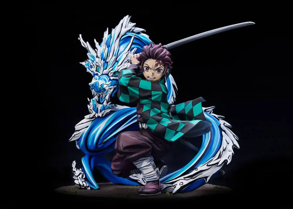 Demon Slayer: Kimetsu no Yaiba 1/8 Tanjiro Kamado Total Concentration Paint Ver. szobor figura 19 cm termékfotó