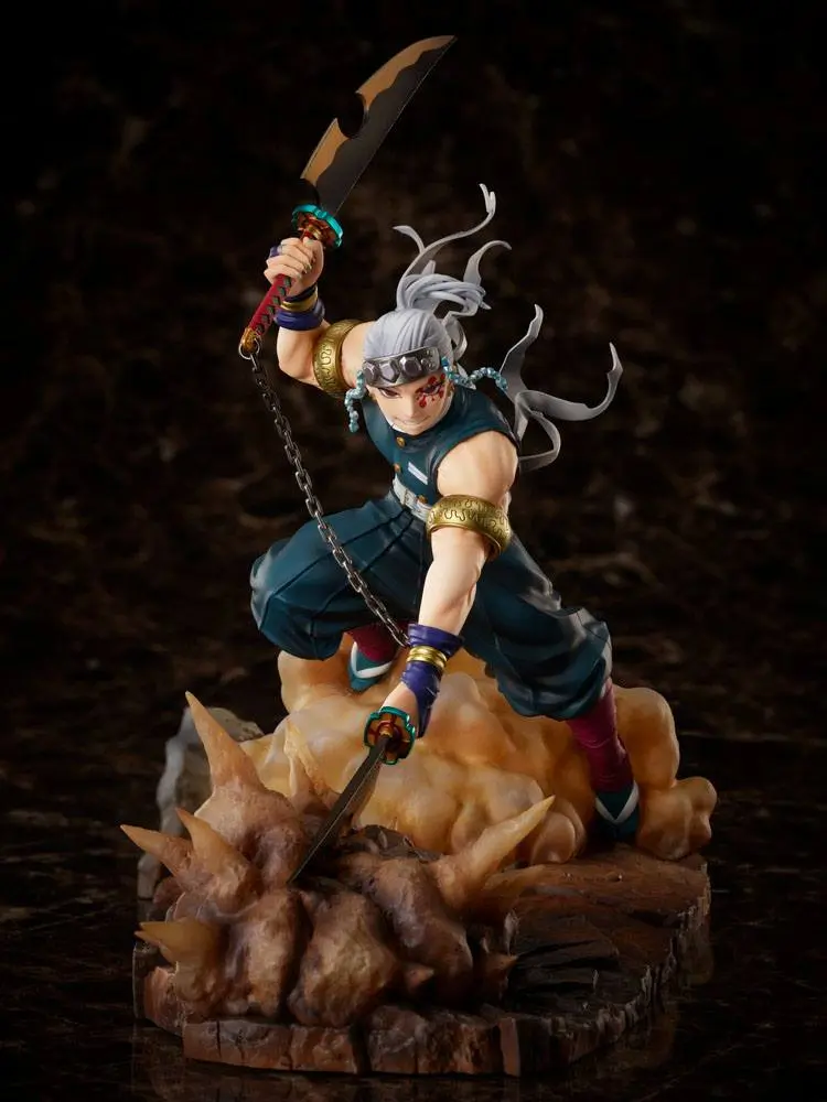 Demon Slayer: Kimetsu no Yaiba 1/8 Tengen Uzui szobor figura 28 cm termékfotó