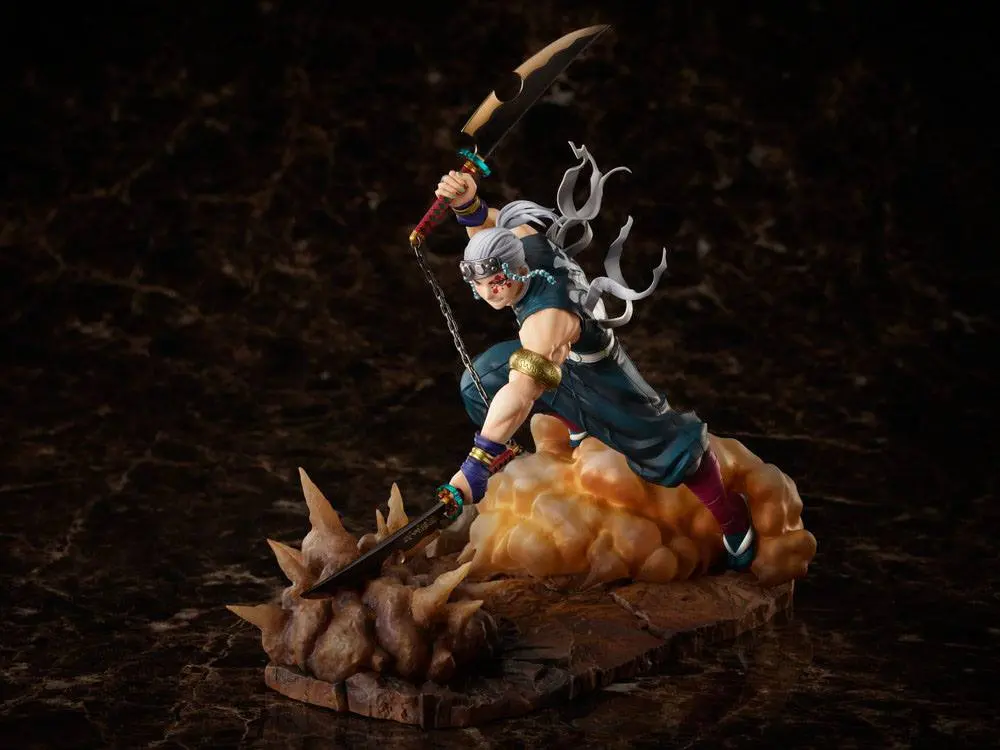 Demon Slayer: Kimetsu no Yaiba 1/8 Tengen Uzui szobor figura 28 cm termékfotó