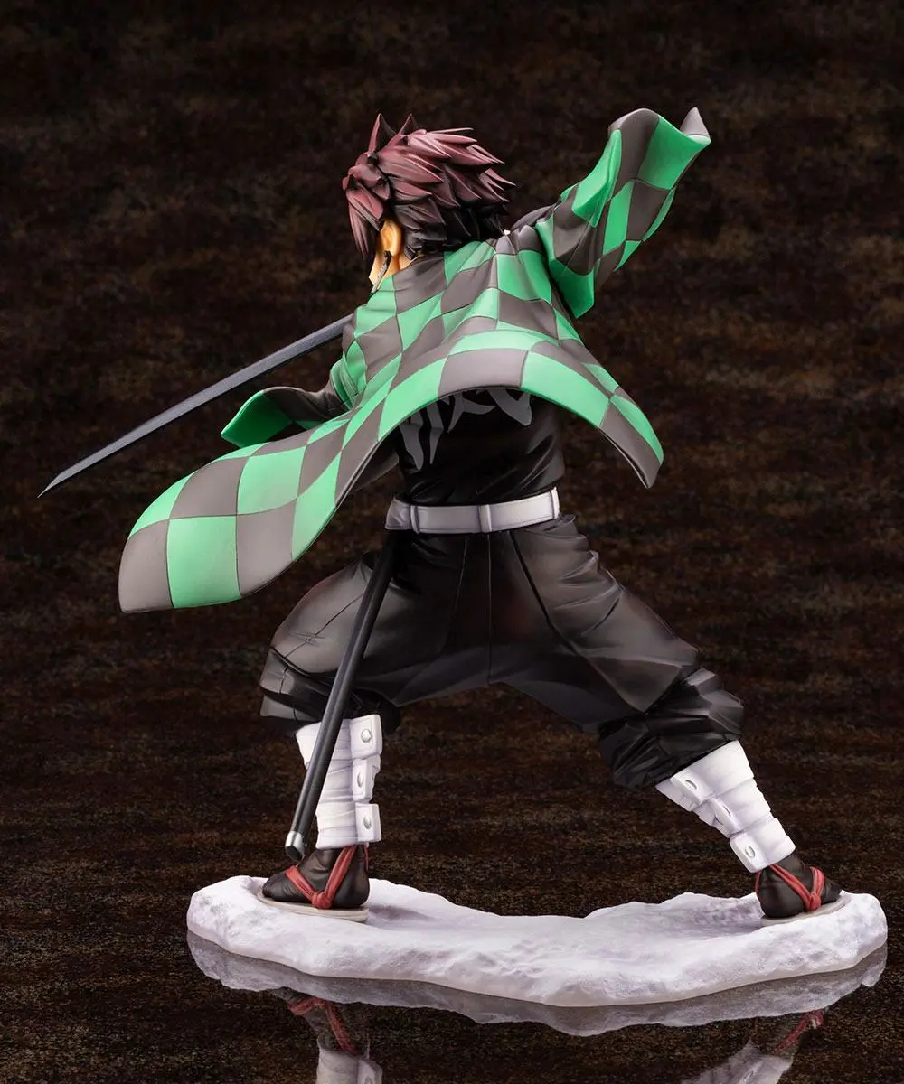 Demon Slayer: Kimetsu no Yaiba ARTFXJ 1/8 Tanjiro Kamado szobor figura 18 cm termékfotó