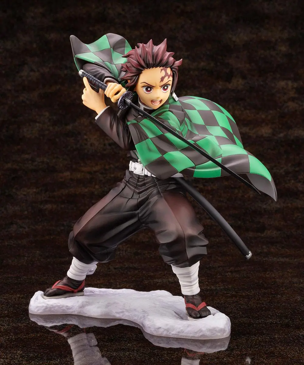 Demon Slayer: Kimetsu no Yaiba ARTFXJ 1/8 Tanjiro Kamado szobor figura 18 cm termékfotó