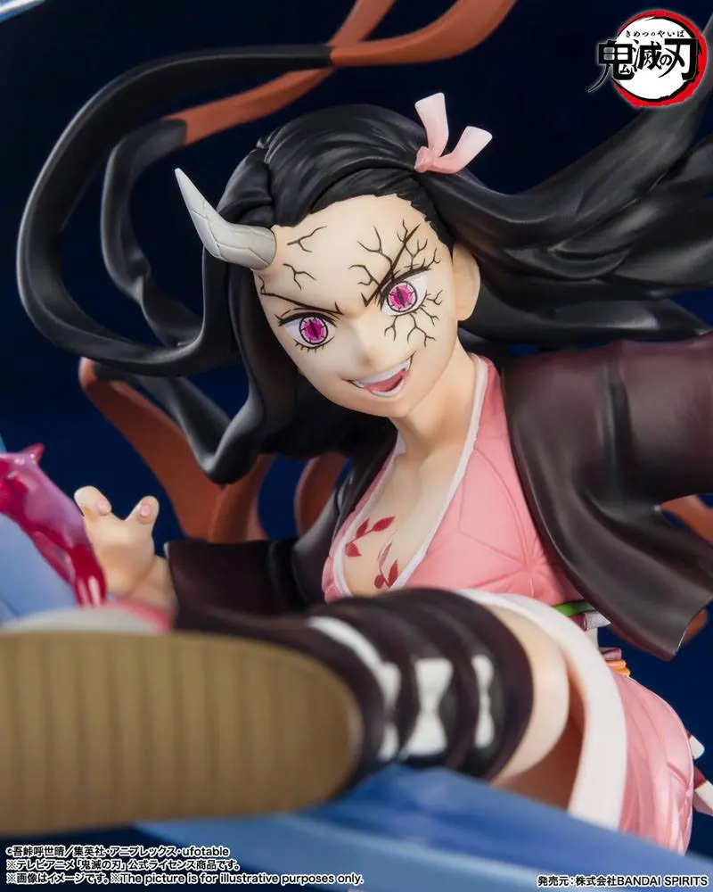 Demon Slayer: Kimetsu no Yaiba FiguartsZERO Nezuko Kamado Demon Form Advancing Ver. PVC szobor figura 20 cm termékfotó