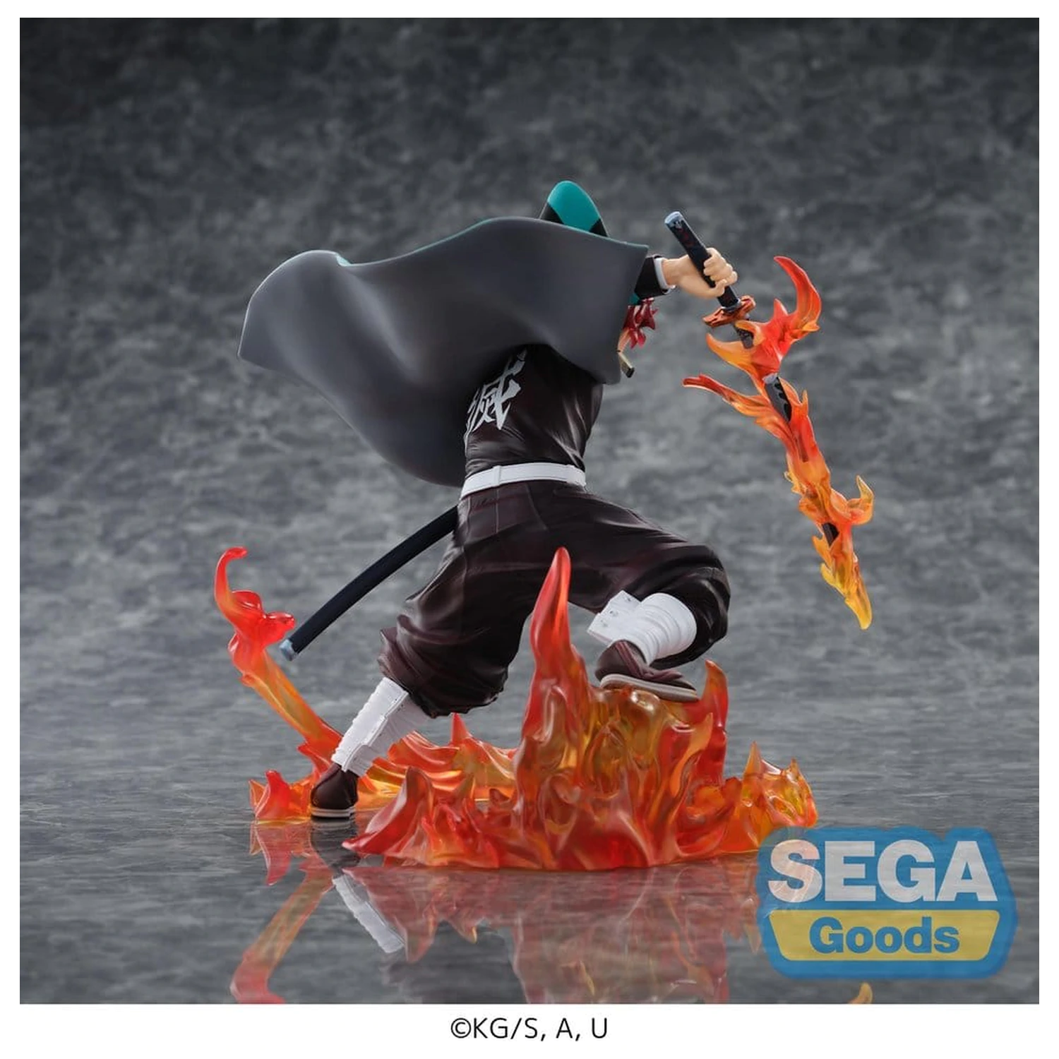 Demon Slayer: Kimetsu no Yaiba FIGURIZMa Tanjiro Kamado Transparent World PVC figura 18 cm termékfotó