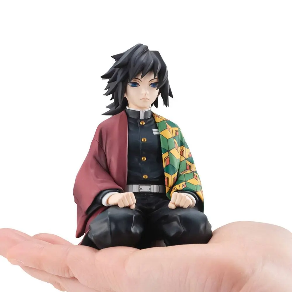 Demon Slayer Kimetsu no Yaiba G.E.M. Giyu Palm Size Edition Deluxe PVC szobor figura 9 cm termékfotó