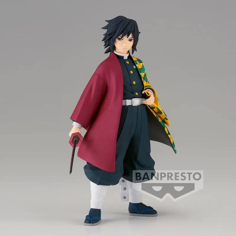 Demon Slayer Kimetsu no Yaiba Giyu Tomioka figura 17cm termékfotó