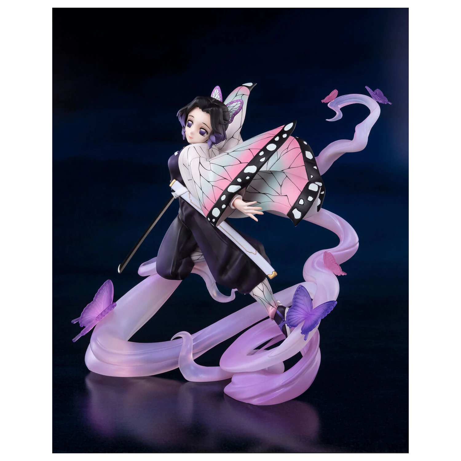 Demon Slayer Kimetsu No Yaiba Kocho Shinobu Insect Breathing S.H. Figurarts figura 17cm termékfotó