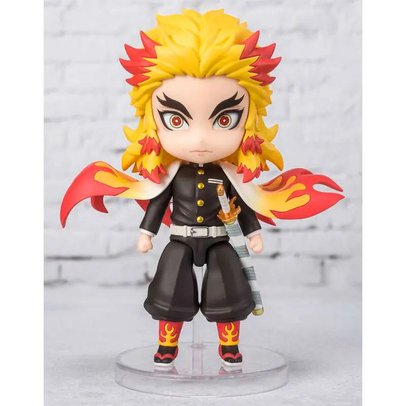 Demon Slayer Kimetsu no Yaiba Kyojuro Rengoku Flame Breathing Figuarts Mini figura 9cm termékfotó