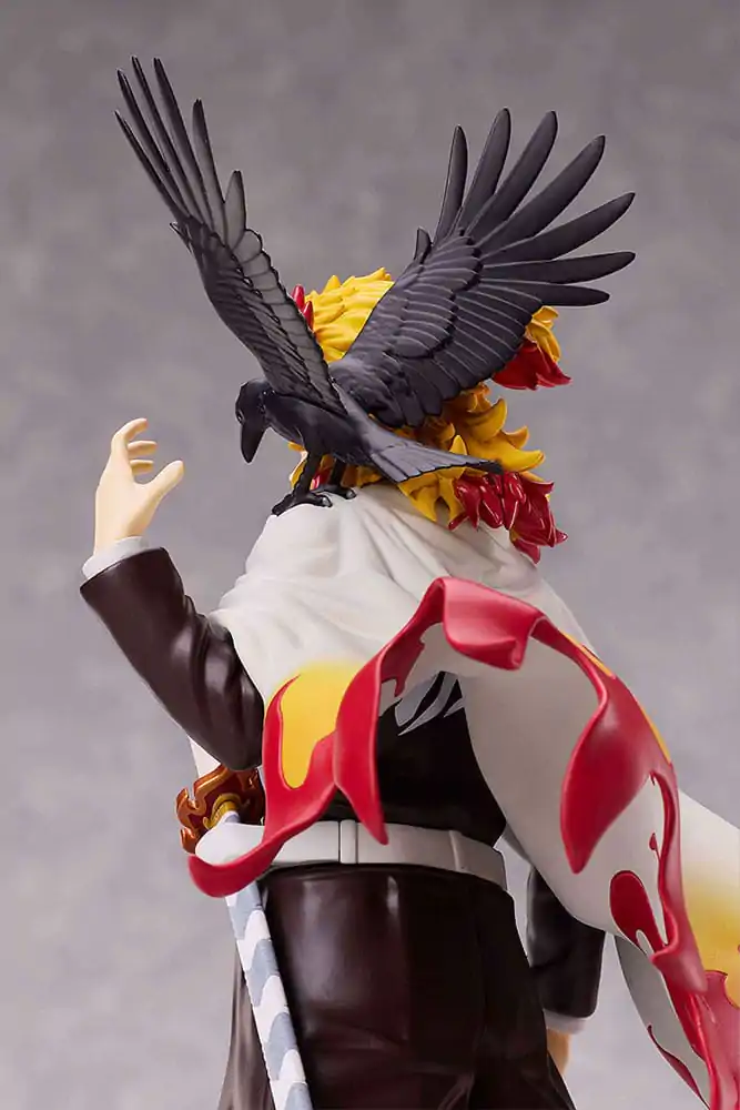 Demon Slayer: Kimetsu no Yaiba Kyojuro Rengoku Flame Hashira szobor figura 20 cm termékfotó