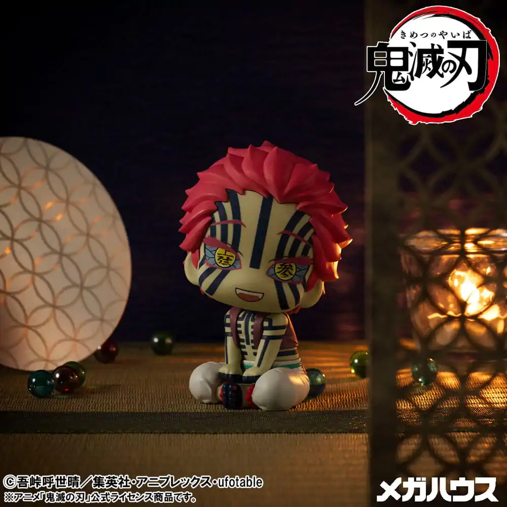 Demon Slayer: Kimetsu no Yaiba Look Up Akaza (with gift) PVC szobor figura 11 cm    termékfotó