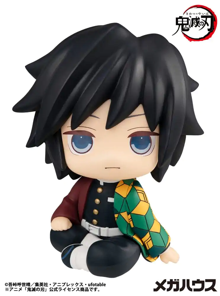 Demon Slayer Kimetsu no Yaiba Look Up Giyu Tomioka PVC szobor figura 11 cm  termékfotó
