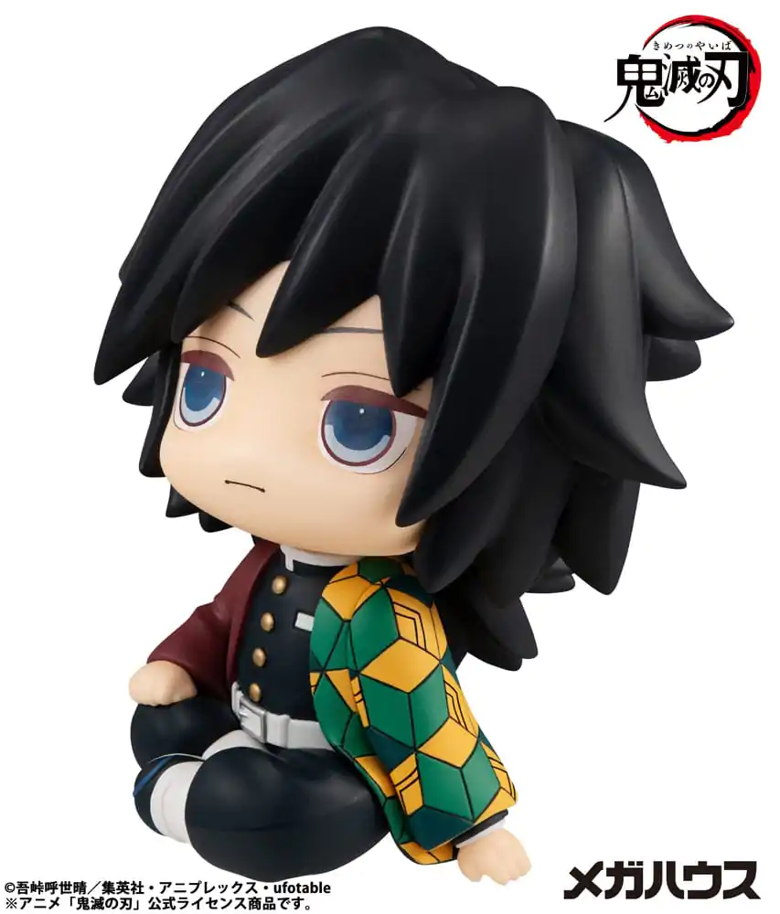 Demon Slayer Kimetsu no Yaiba Look Up Giyu Tomioka PVC szobor figura 11 cm  termékfotó