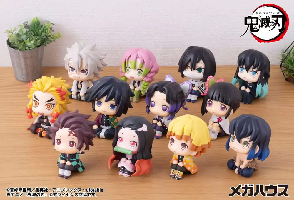 Demon Slayer Kimetsu no Yaiba Look Up Iguro Obanai PVC szobor figura 11 cm termékfotó