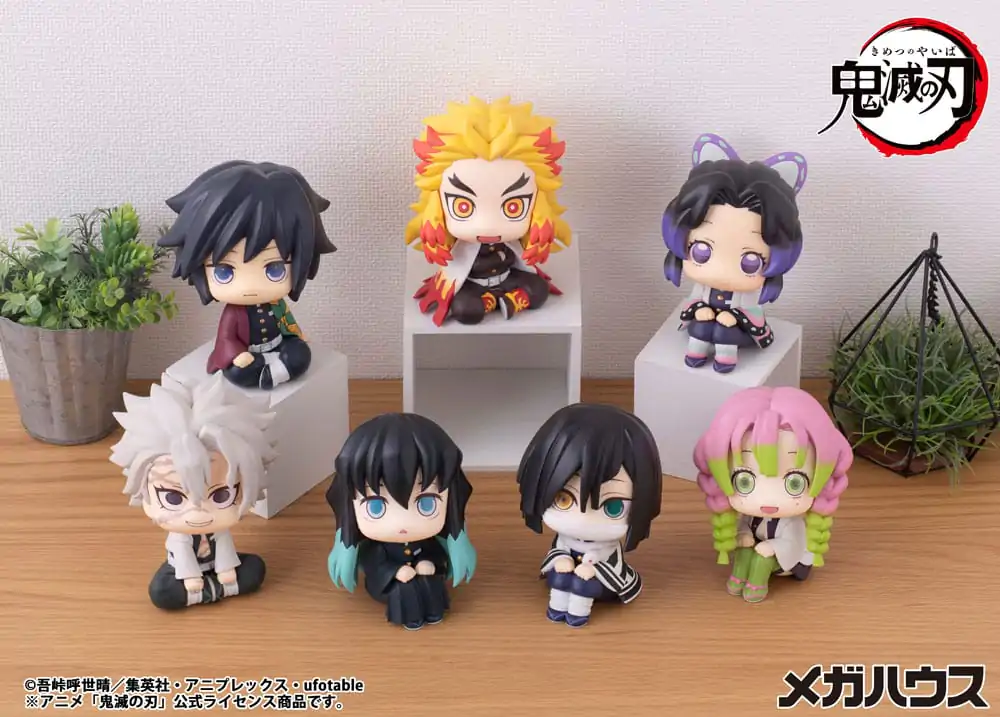 Demon Slayer Kimetsu no Yaiba Look Up Iguro Obanai PVC szobor figura 11 cm termékfotó